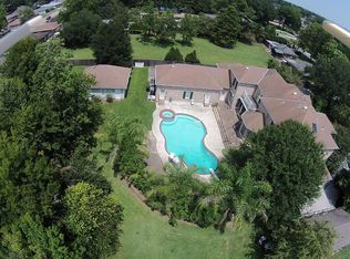 110 Midway Dr, River Ridge, LA 70123