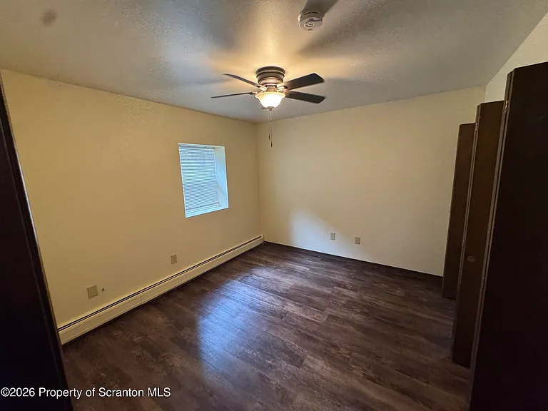 23 E Mountain Rd #B — Photo 13