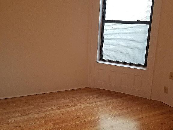 5th image of 437 E 80th St APT 27