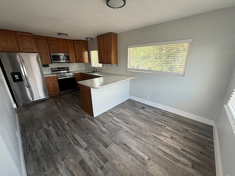 3930 W Old Bingham Hwy — Photo 6