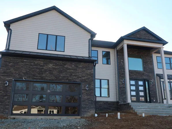 6469 Windham Ave, Alexandria, VA 22315