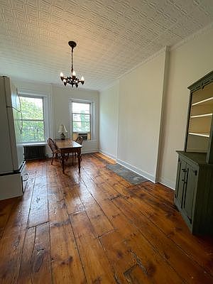2nd image of 81 Carroll St Floor 2