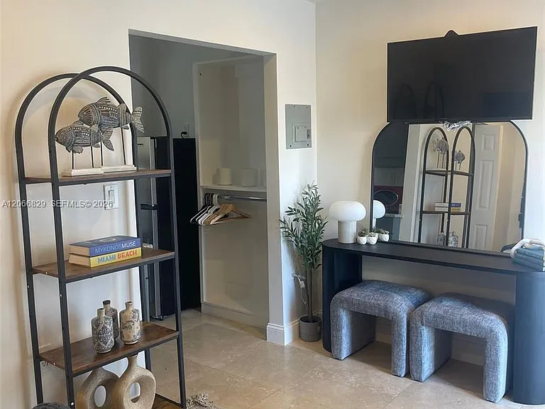 338 Roosevelt St #1002 — Photo 3