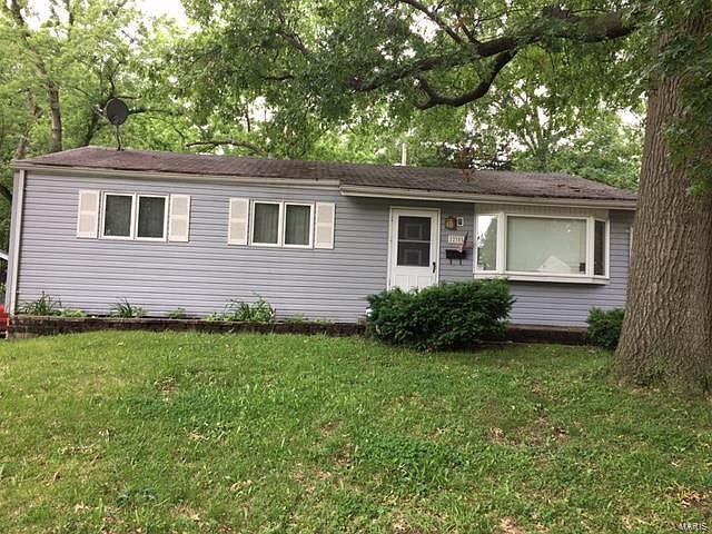 1st image of 235 Meadowcrest Dr