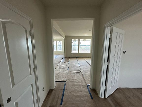 5th image of 300 Horizon Rd
