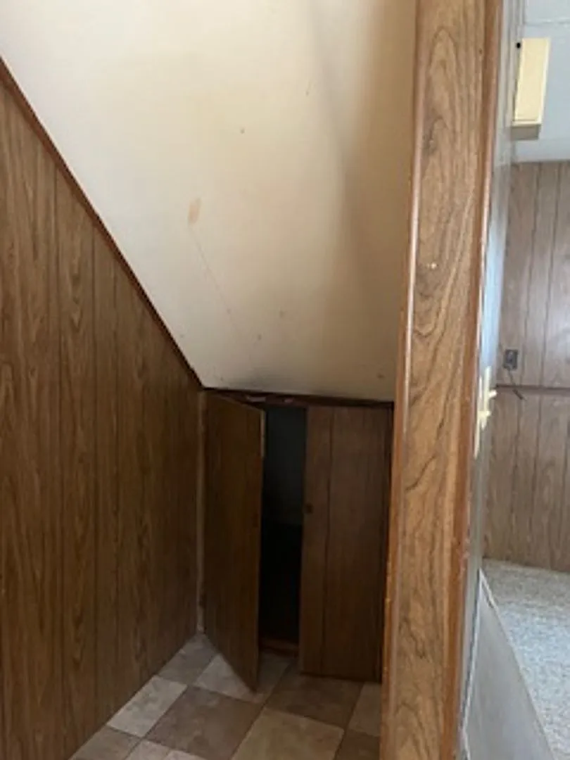 Acorn Drive — Photo 3