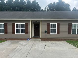 806 Smith Ave #B, Cedartown, GA 30125