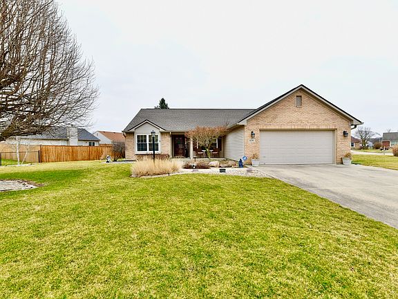 2nd image of 8241 Crosser Cir