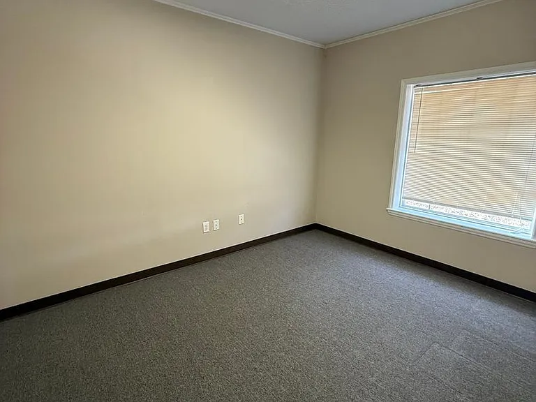 131 Dublin Square Rd #A — Photo 6