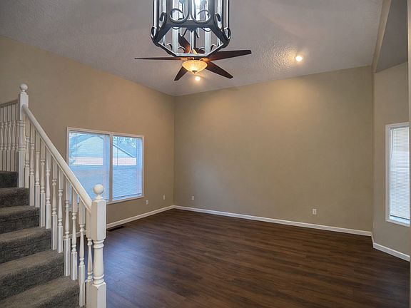 4th image of 3511 NE 158th Pl