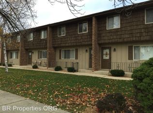 3016 85th St, Kenosha, WI 53142