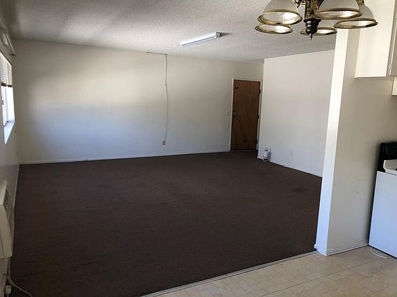 2nd image of 729 N Kingsley Dr APT 4
