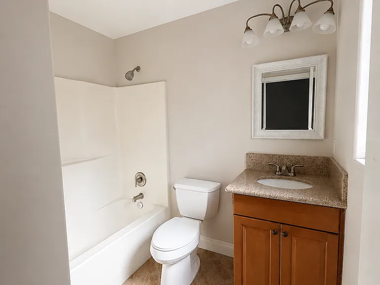 470 W 3rd St #470 — Photo 8