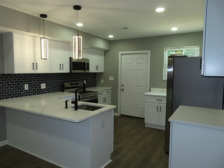 3924 Edmondson Ave — Photo 5