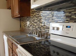 243 Woodbury Mnr, Alton, IL 62002