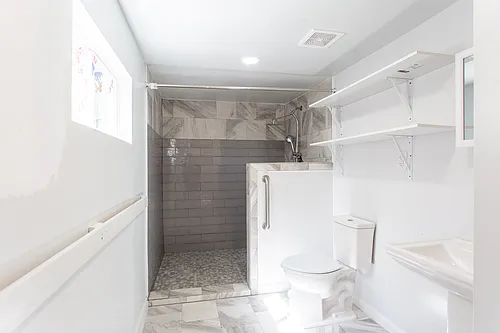 1616 E Park Ave Photo 1