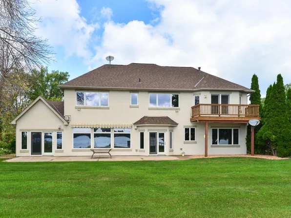 21700 Fenway Ct N, Forest Lake, MN 55025