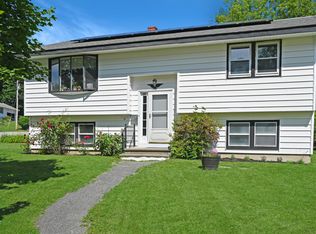 19 Hilltop Ave, Lewiston, ME 04240