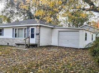 610 Maple Ave, Paris, IL 61944