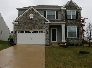 239 Rolling Acre Dr, Lithopolis, OH 43136
