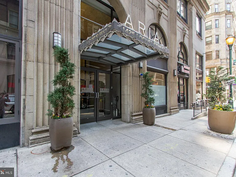 1425 Locust St #4E — Photo 25