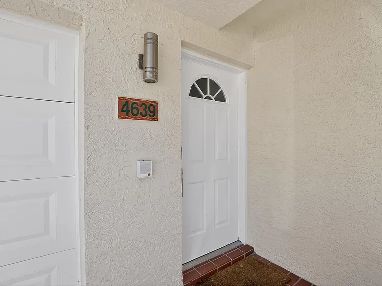 4639 Mirabella Ct — Photo 7
