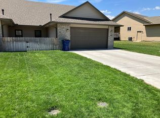 2245 N Shefford Cir, Wichita, KS 67205