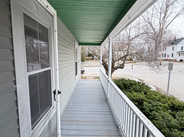 48 Winter St #1, Exeter, NH 03833