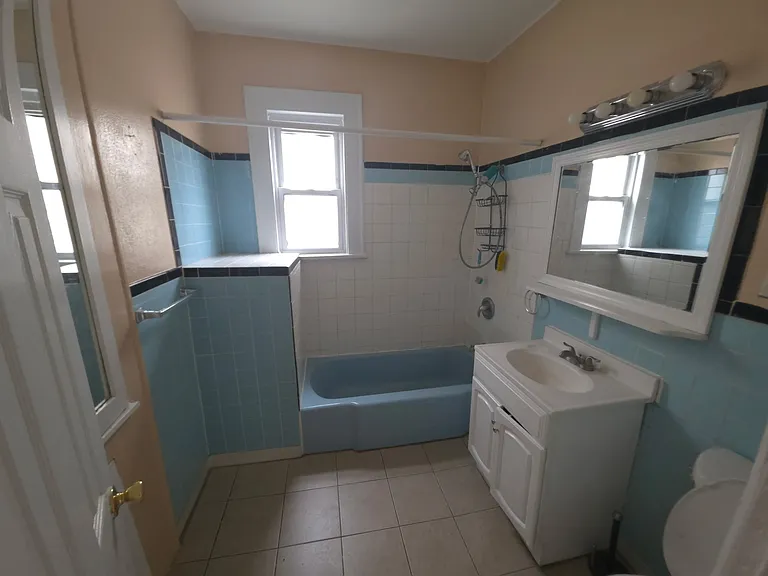326 Lenox Ave #324 — Photo 4
