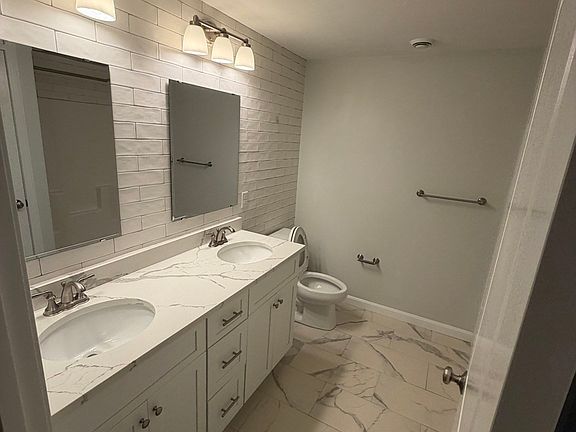 4th image of 138 Elm St APT 43