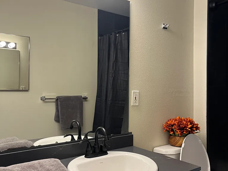 500 Elliott Ave W #208 — Photo 13