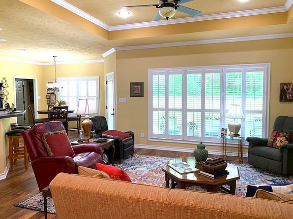 5th image of 807 Willow Oak Dr