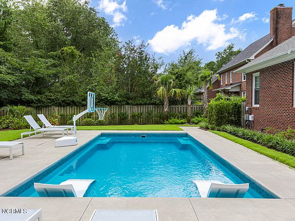 5th image of 5623 Oak Bluff Lane