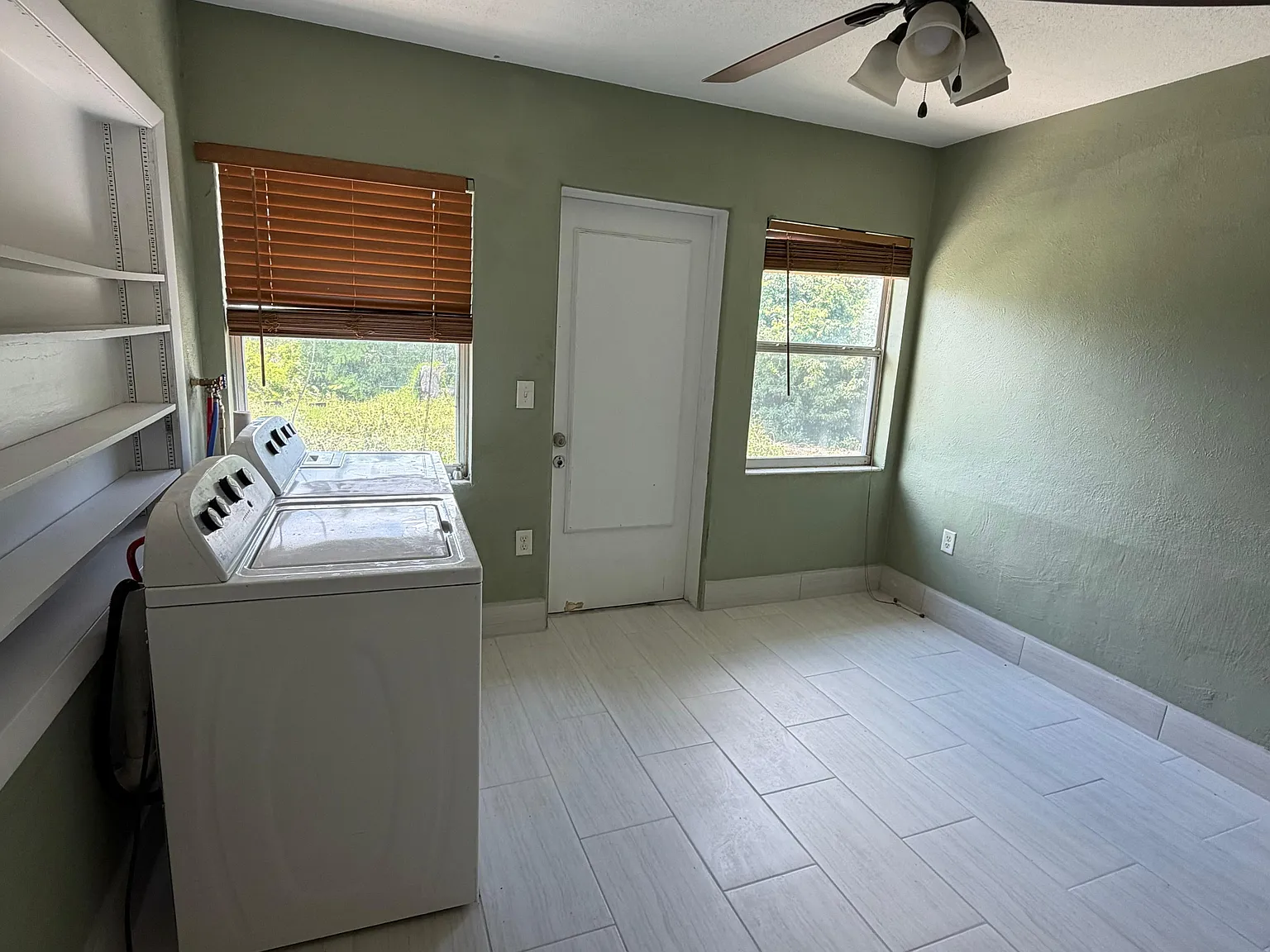 5306 Satel Dr - - — Photo 2