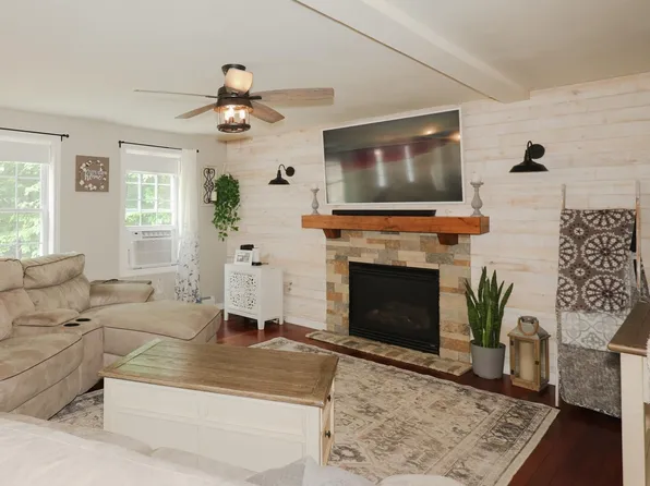 11 Ford Farm Road, Milton, NH 03851