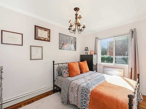 5th image of 127-11 160th St