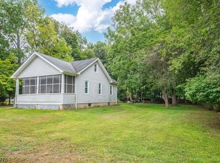 52 S 2nd Ave, Mine Hill, NJ 07803