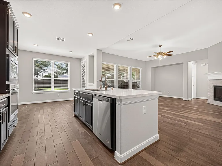 11611 Arbirlot Dr — Photo 19