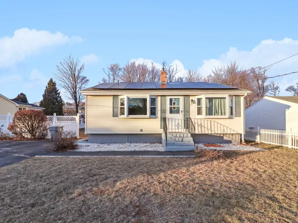 29 Fairbanks Street, Plainville, CT 06062