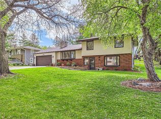 1314 Hillcrest Dr NE, Fridley, MN 55432