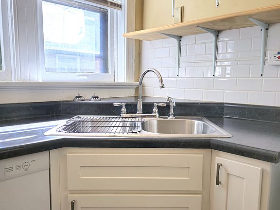 2nd image of 7208 Forsyth Blvd #2E