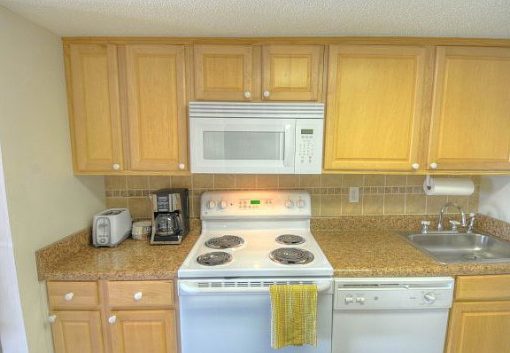 4th image of 7509 N Ocean Blvd #503