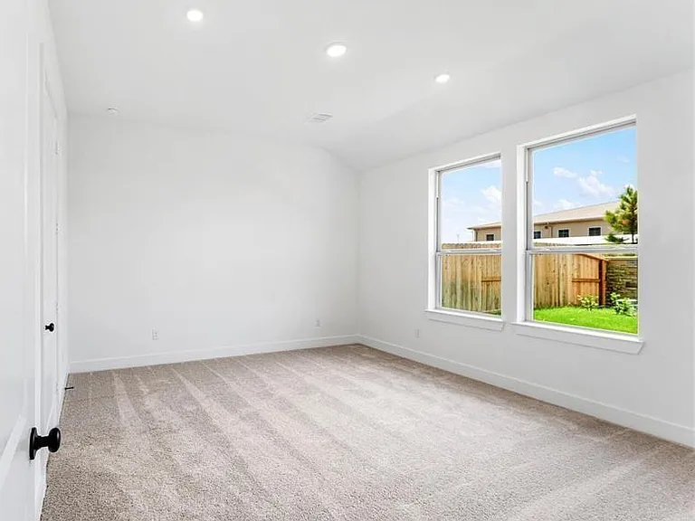 29751 Bur Creek Ln — Photo 20
