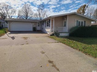 205 7th St, Durant, IA 52747