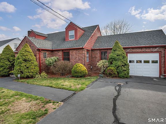 2nd image of 46 Meriden Avenue