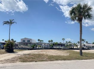 17810 Stevens Blvd, Fort Myers Beach, FL 33931