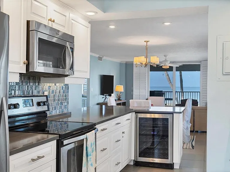 4325 Gulf Of Mexico Dr #208 — Photo 20