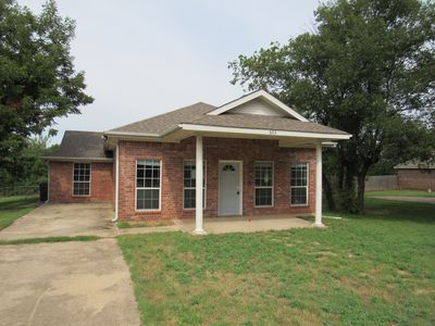 603 N Harrison St, West, TX, 76691