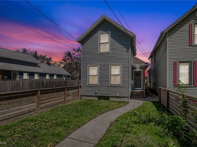 2365 W 7th St, Cleveland, OH, 44113
