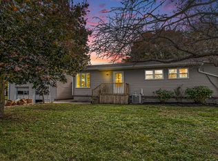 11977 Maiden Ln, Riga, MI 49276